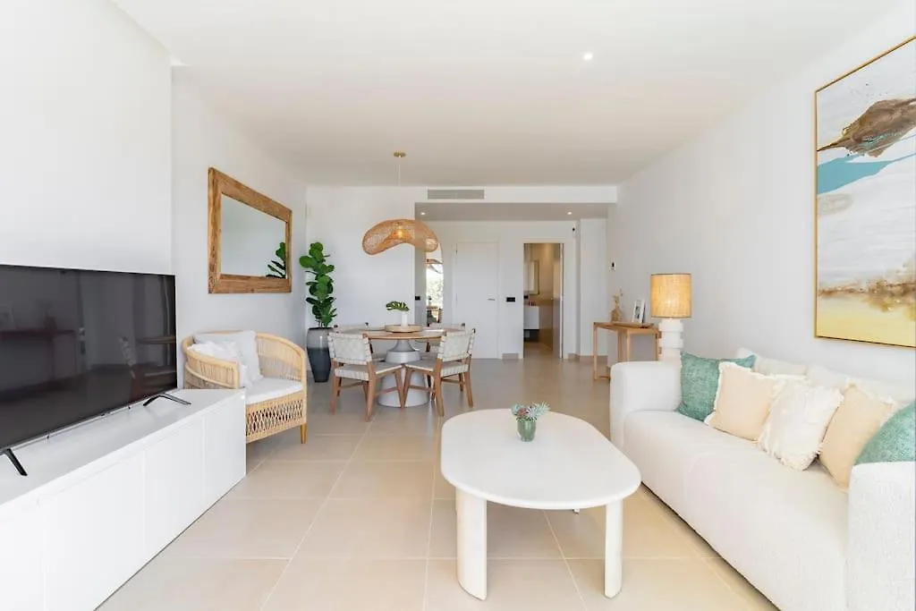 Modern 2 Bed Apt In Casares Bahia de Casares